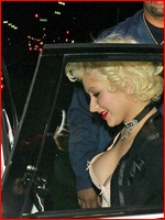 christina-aguilera_09.jpg - 157 KB