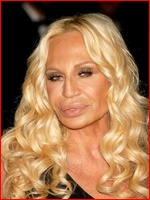 donatella-versace_05.jpg - 111 KB