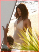 halle-berry_09.jpg - 103 KB