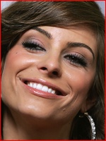 maria-menounos_01.jpg - 138 KB