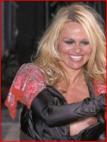 pamela-anderson_07.jpg - 109 KB