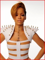 rihanna_03.jpg - 140 KB