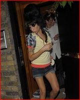 amy-winehouse_16.jpg - 92 KB