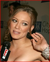 hilary-duff_12.jpg - 196 KB