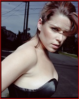 neve-campbell_12.jpg - 220 KB