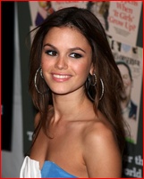 rachel-bilson_02.jpg - 180 KB