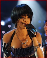 rihanna_12.jpg - 188 KB