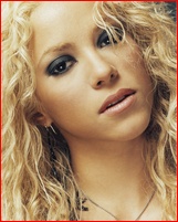 shakira_02.jpg - 310 KB