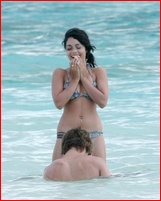 vanessa-anne-hudgens_10.jpg - 112 KB