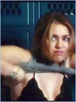 Miley Cyrus Nude Pictures