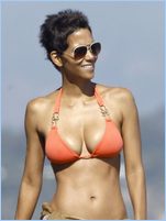 Halle Berry Nude Pictures