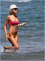 Ilary Blasi Nude Pictures