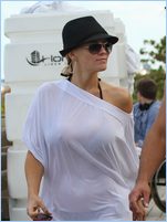 Jenny Mccarthy Nude Pictures