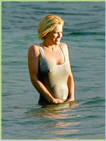 Jenny Mccarthy Nude Pictures