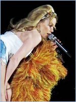 Kylie Minogue Nude Pictures