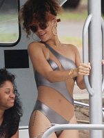 Rihanna Nude Pictures