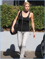 Sophie Monk Nude Pictures