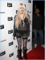 Taylor Momsen Nude Pictures