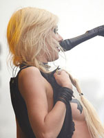 Taylor Momsen Nude Pictures